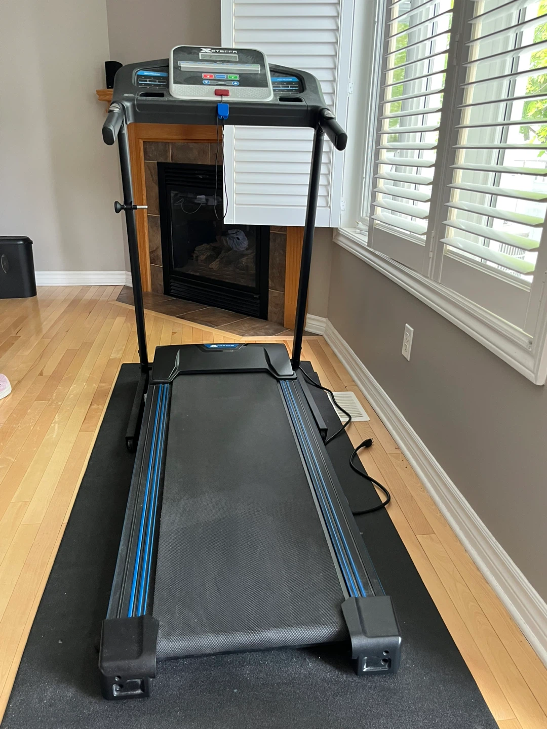 XTERRA TR150 Folding Treadmill
