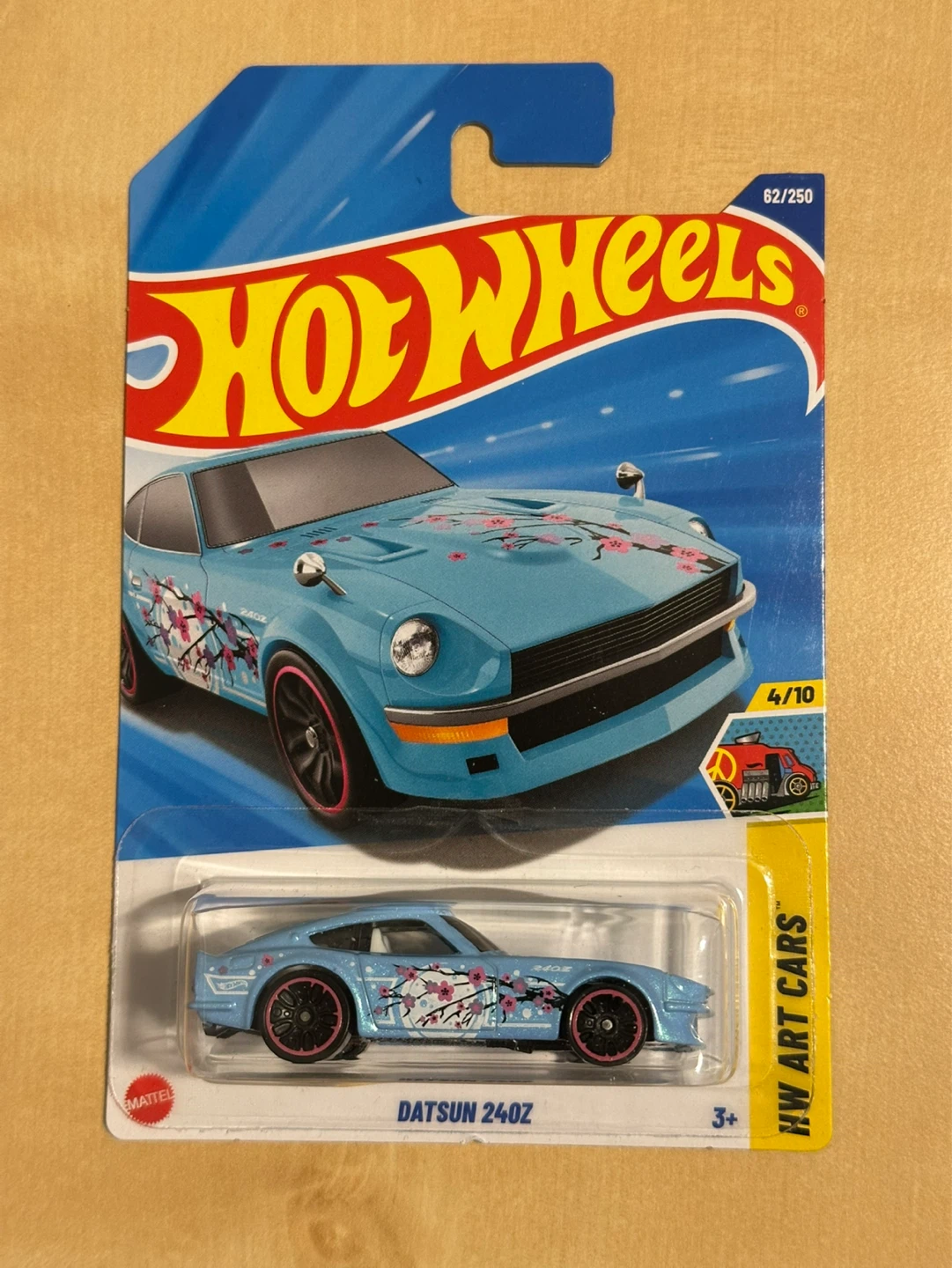 Hot Wheels Datsun 240Z Lot (Orange, Pink, Blue) - photo 4