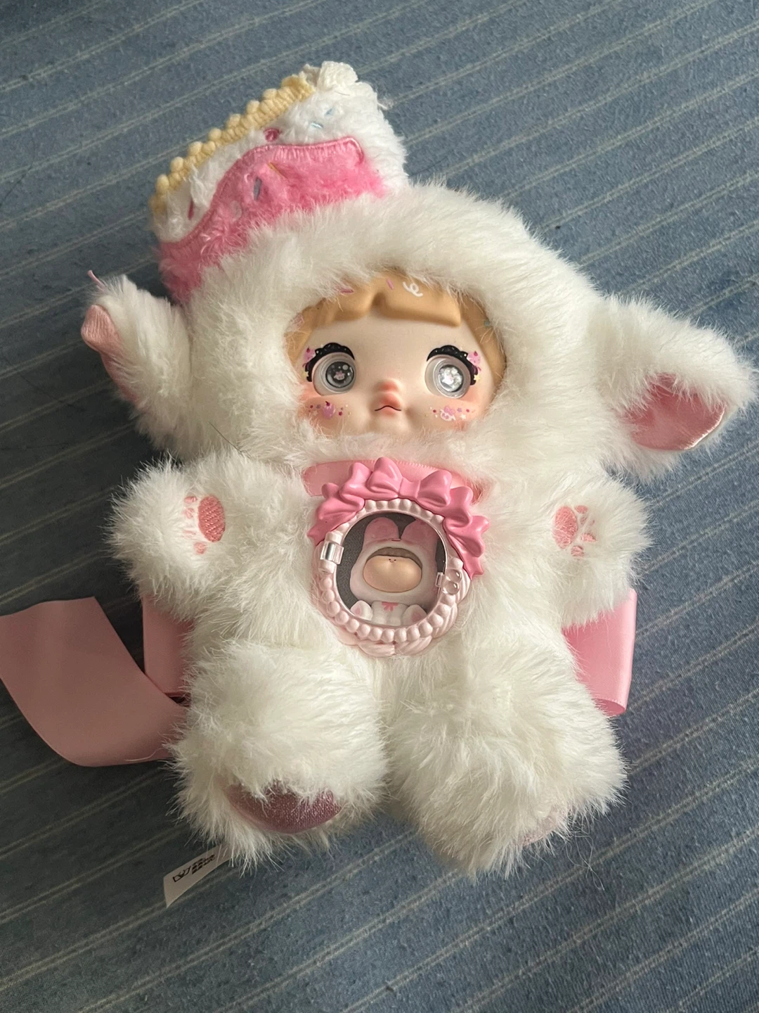 Nommi A Bite of Sweetheart Series "Edelweiss frey"
