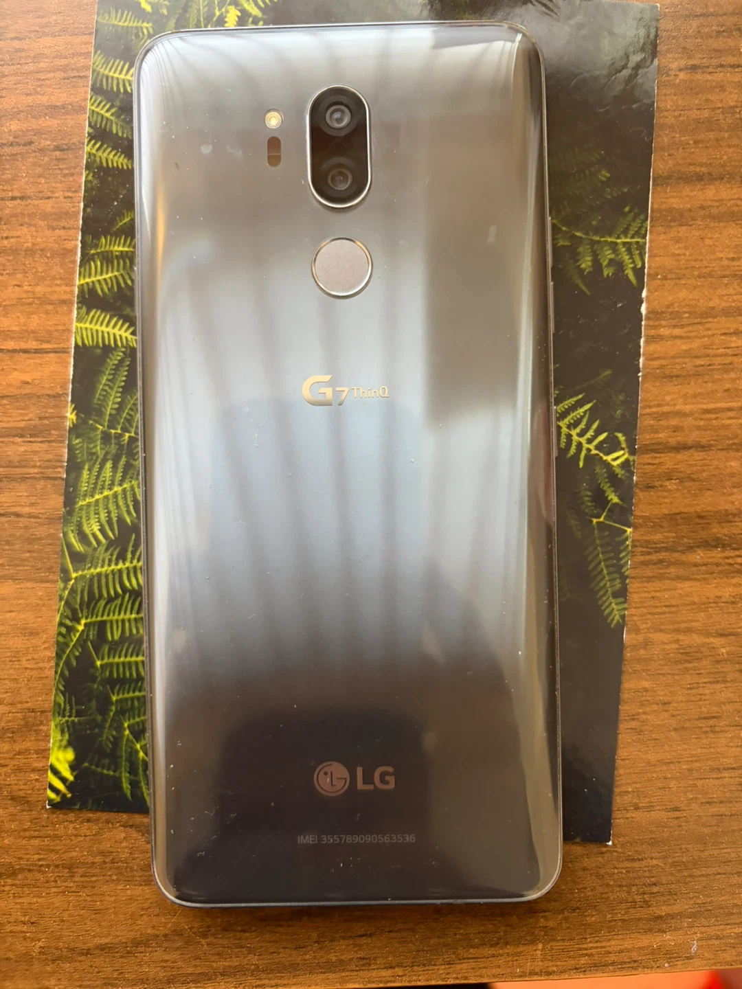 LG G7 - photo 2