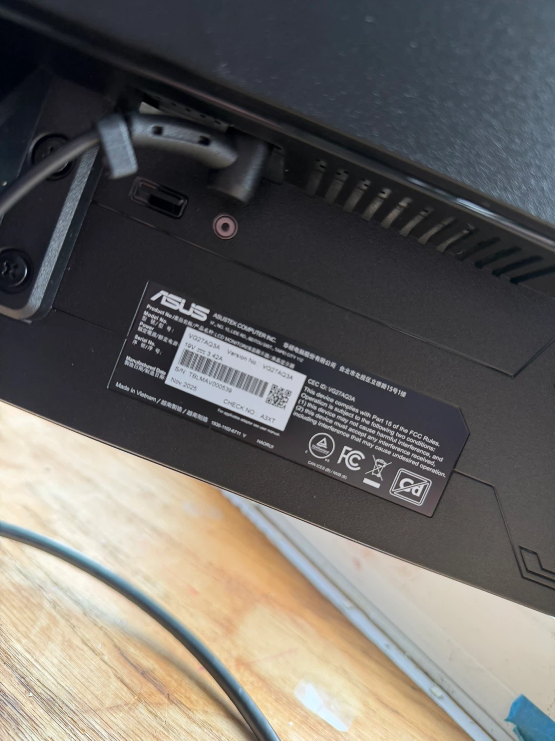 ASUS TUF Gaming VG27AQLA 27-inch QHD Gaming Monitor - photo 2
