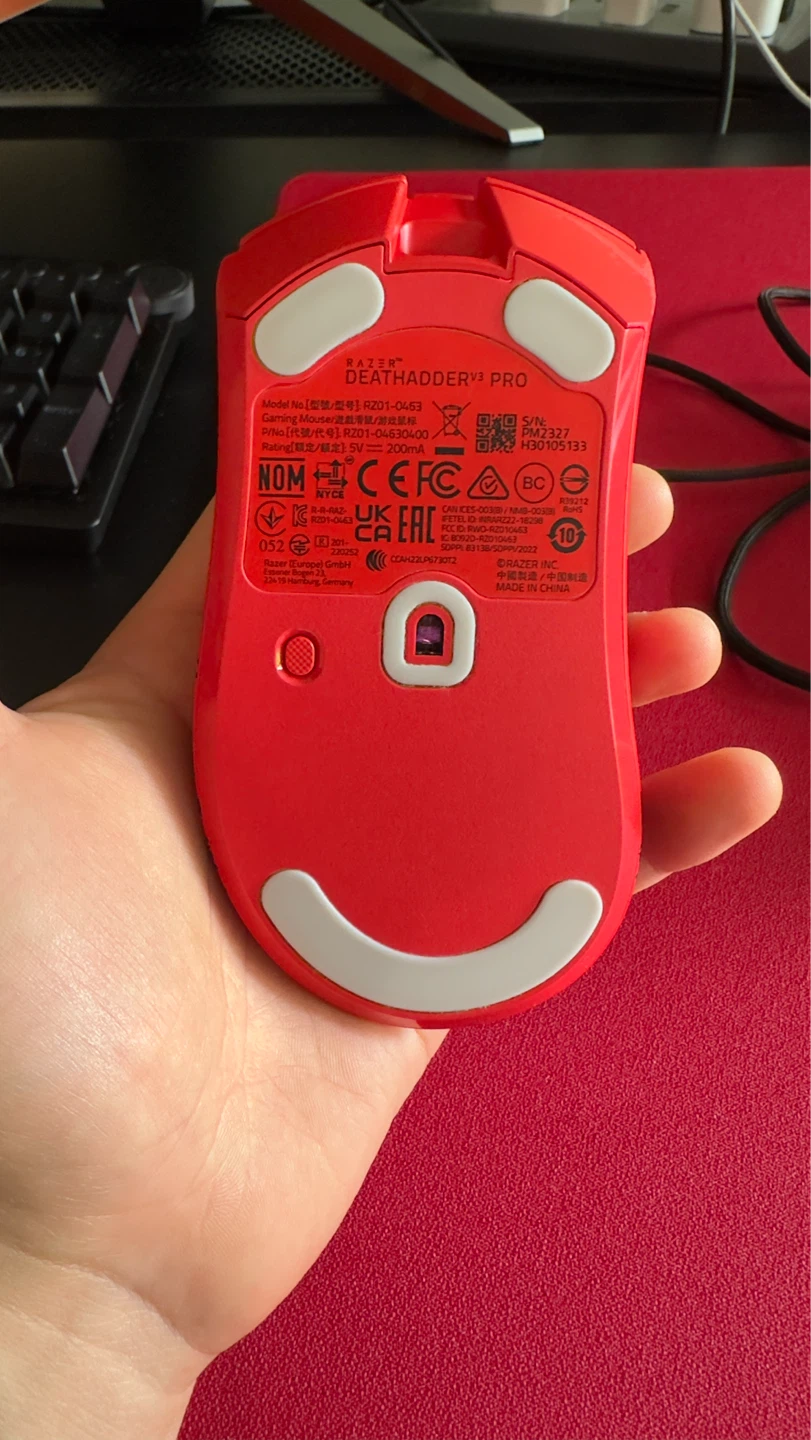 Razer DeathAdder V3 Pro Faker Edition Wireless Mouse - photo 3