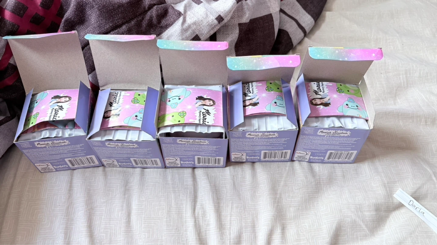 Mariah Elizabeth "Gummy Blob" Universe Blind Box Figures - photo 3