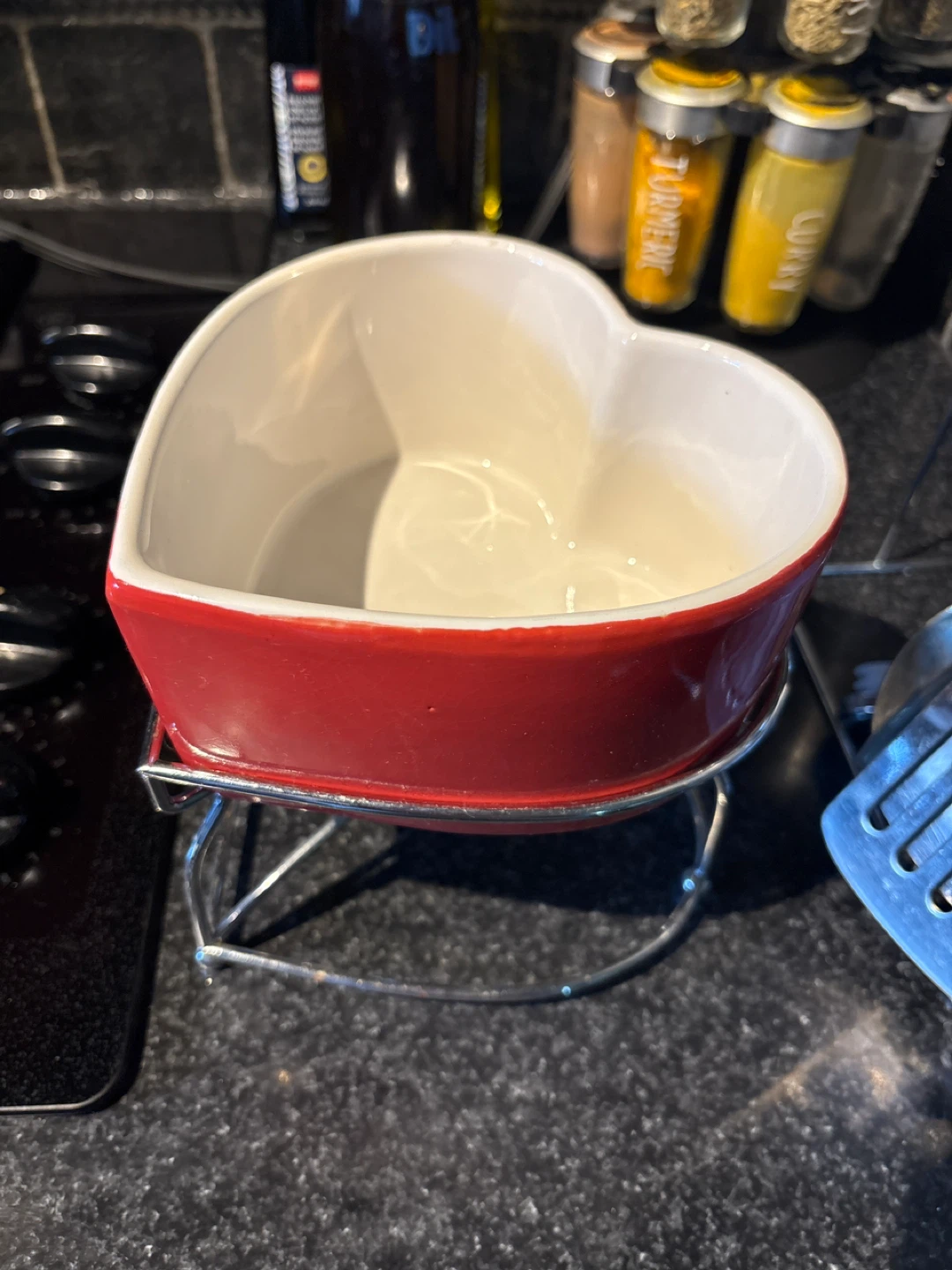 Heart-shaped Ramekin with Stand