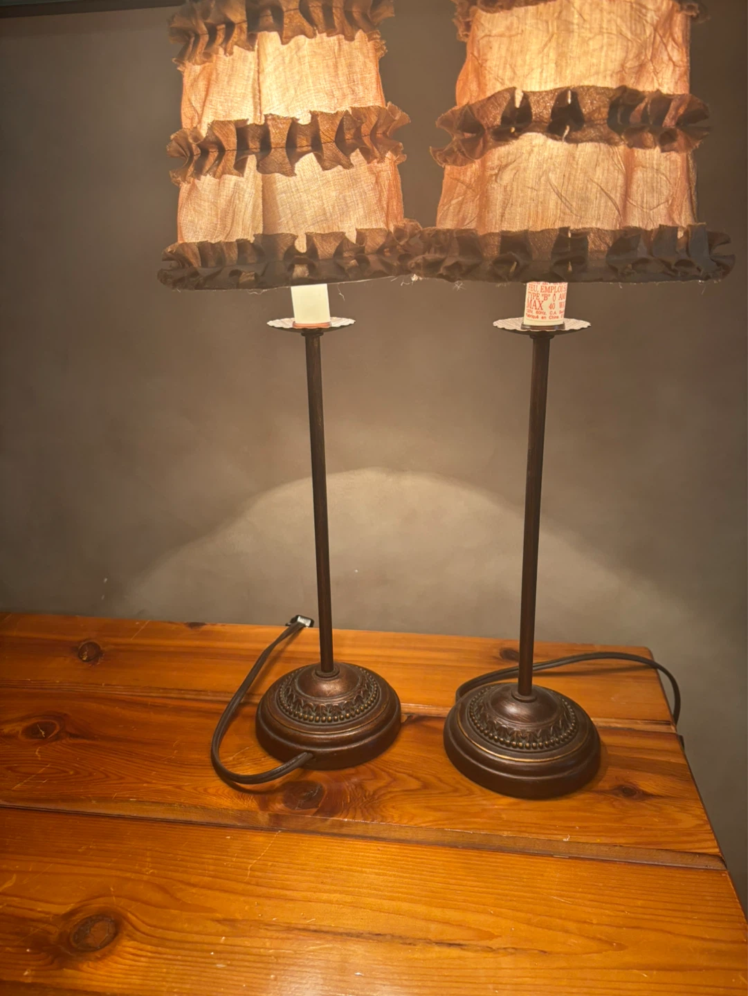 Set of 2  Ruffled Lamps