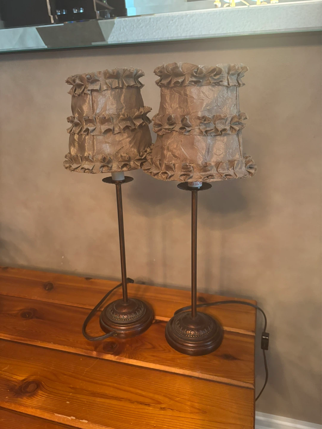 Set of 2  Ruffled Lamps - photo 2