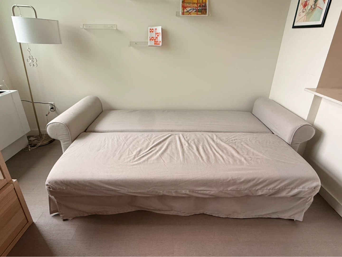 Ikea Light Beige Sofa Bed - photo 5