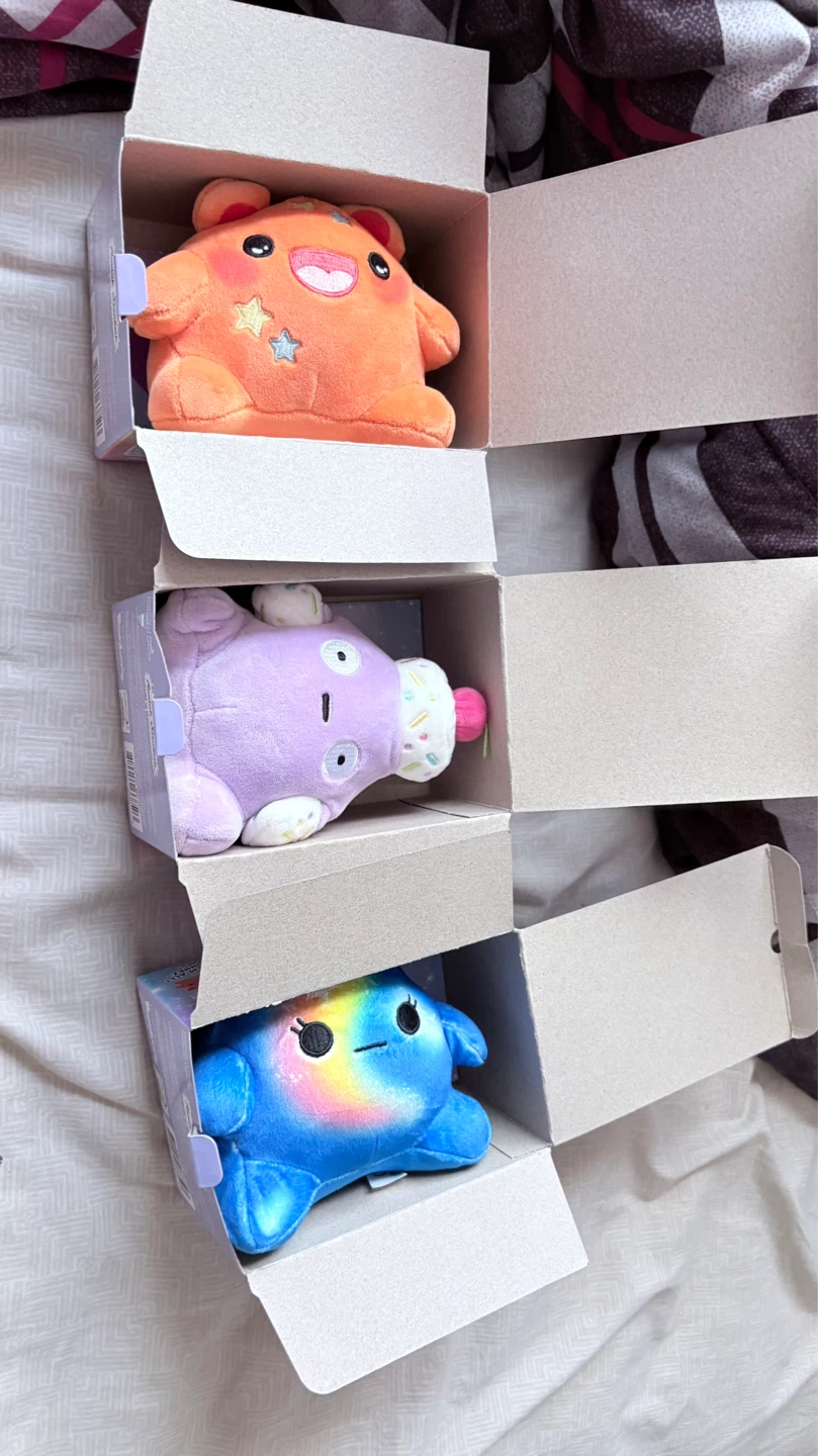 Moriah Elizabeth Plush Mystery Universe Blob - photo 4