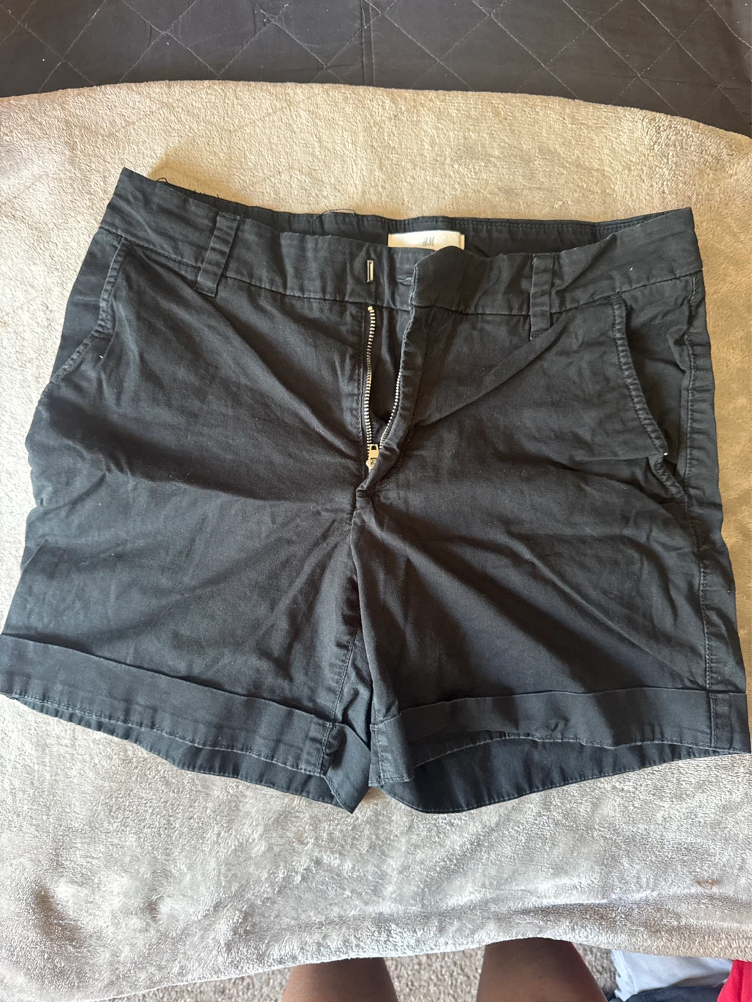Black H&M Shorts Size US 4