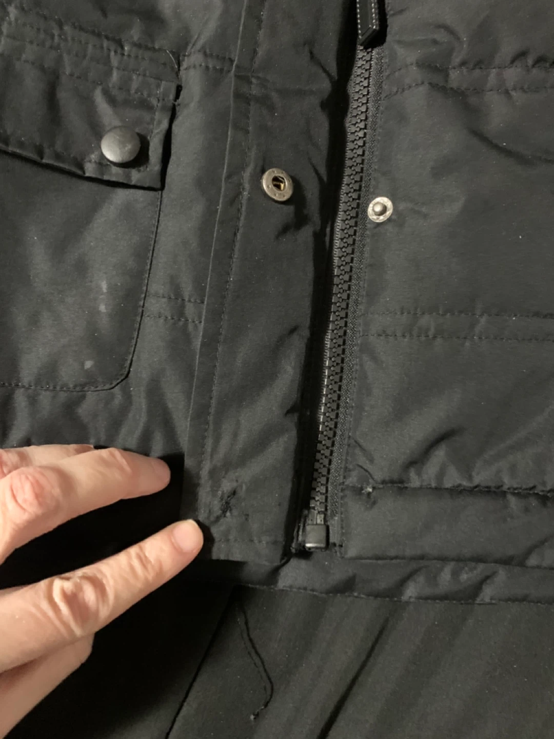$5 Roots vest  XL(11/12 yrs) - photo 2