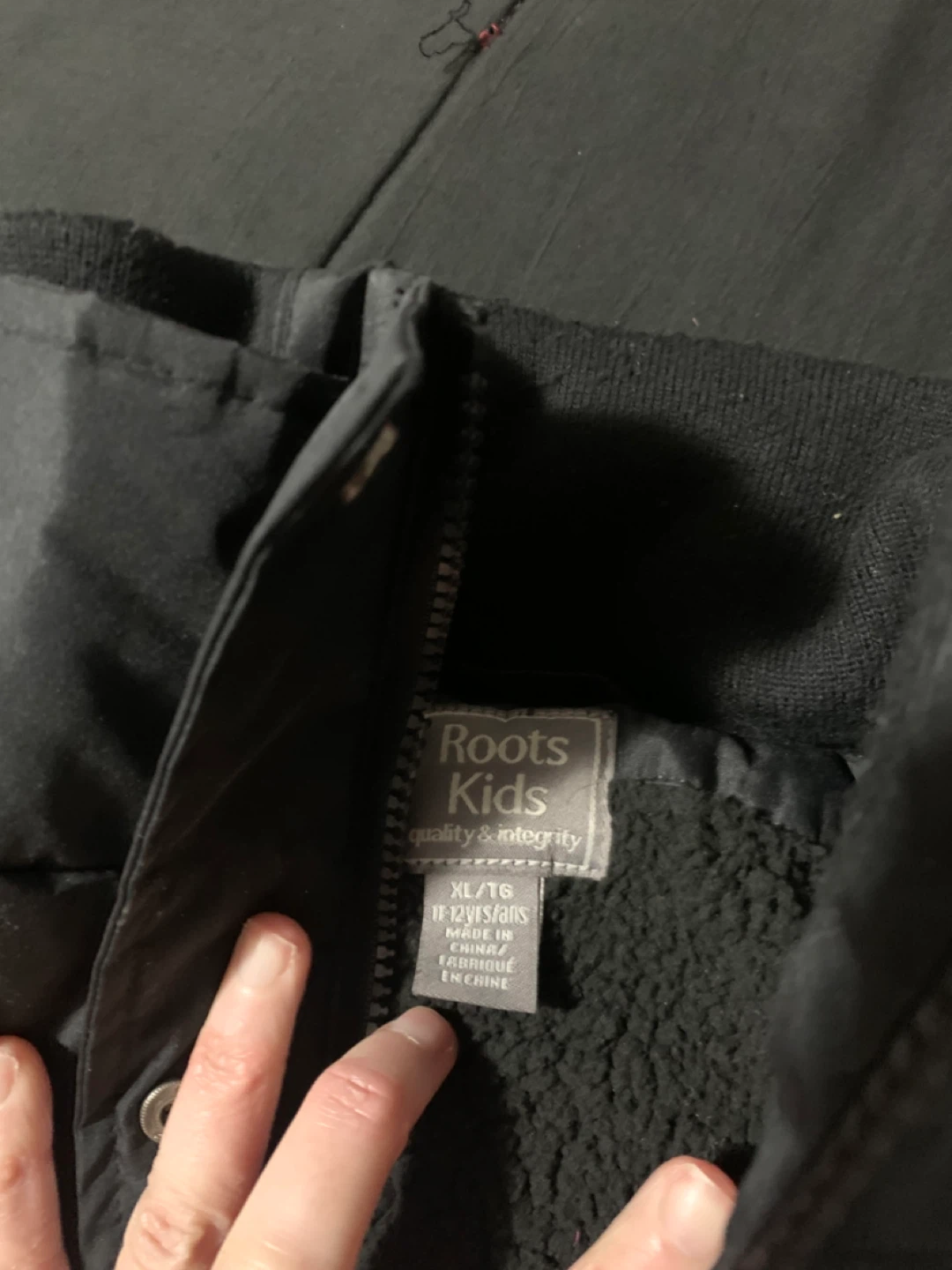 $5 Roots vest  XL(11/12 yrs) - photo 3