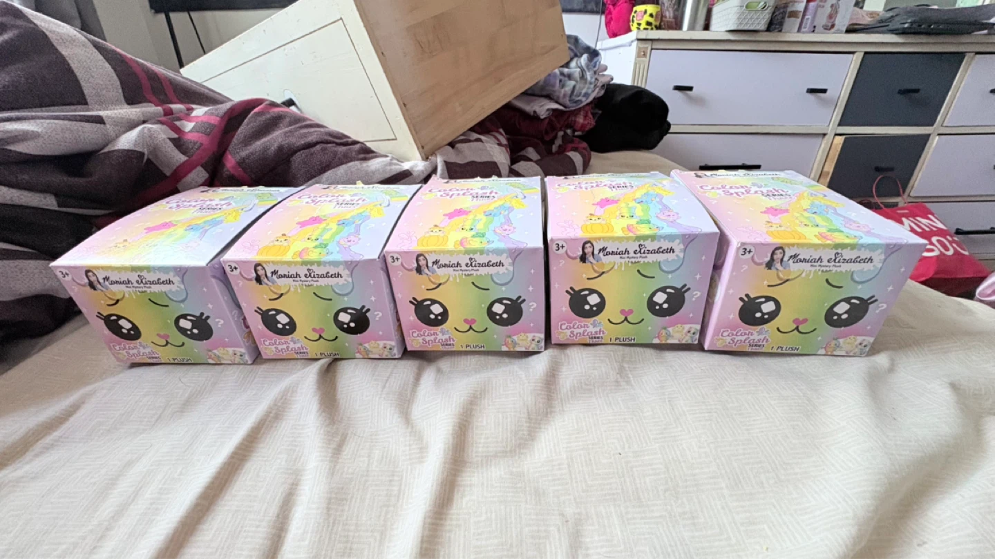 Mariah Elizabeth Color & Splash Plush Toys