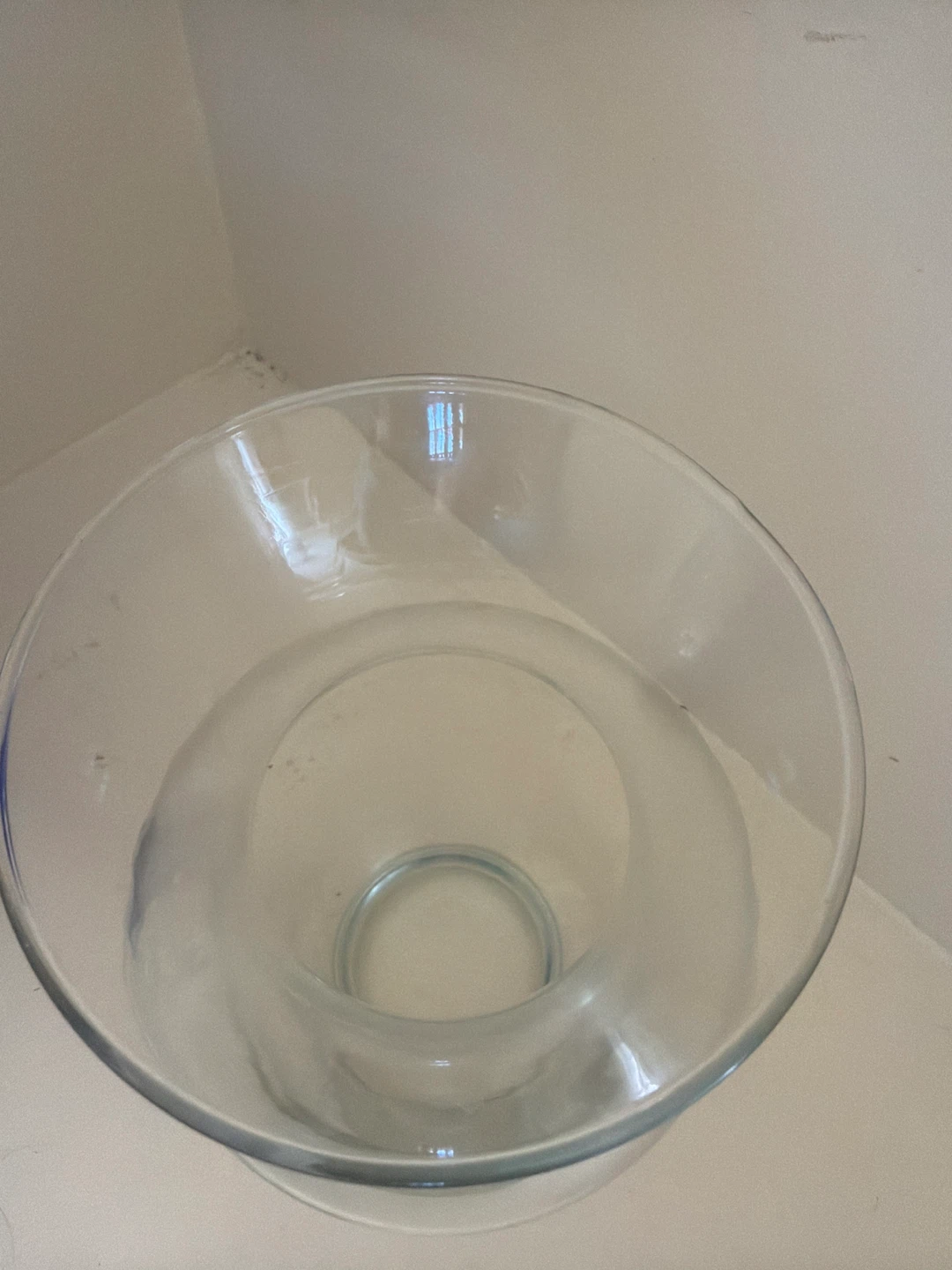Clear Glass Vase -  11 inches tall - photo 3