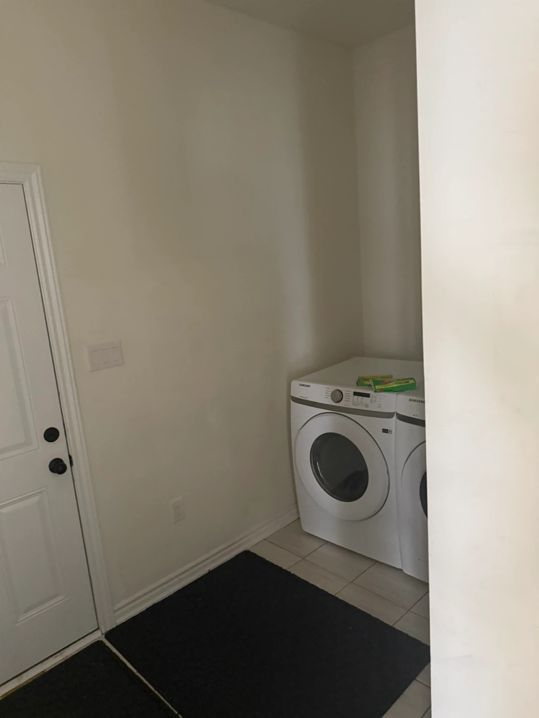 Sharing room for rent - photo 4