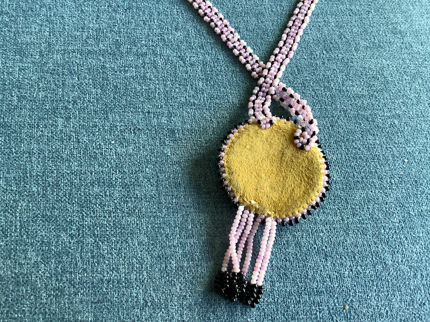Native American Style Hd Beaded Rosette Medallion Necklace 🐞 - photo 5