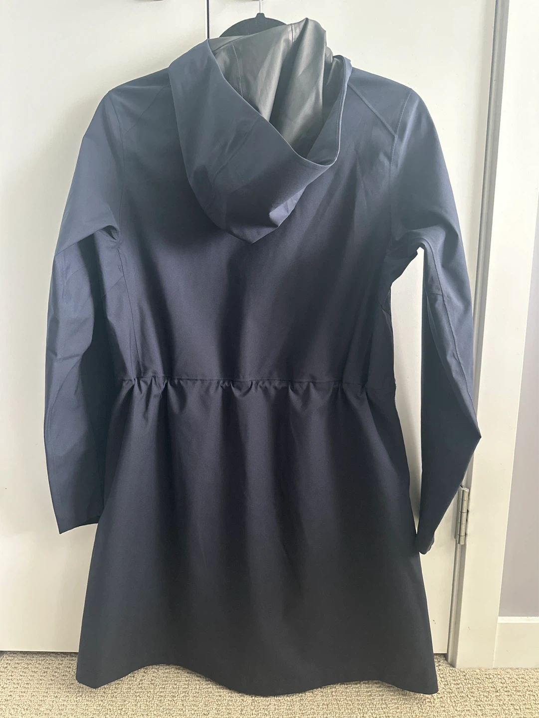 Uniqlo Women's Hooded Rain Jacket XS Navy - photo 3