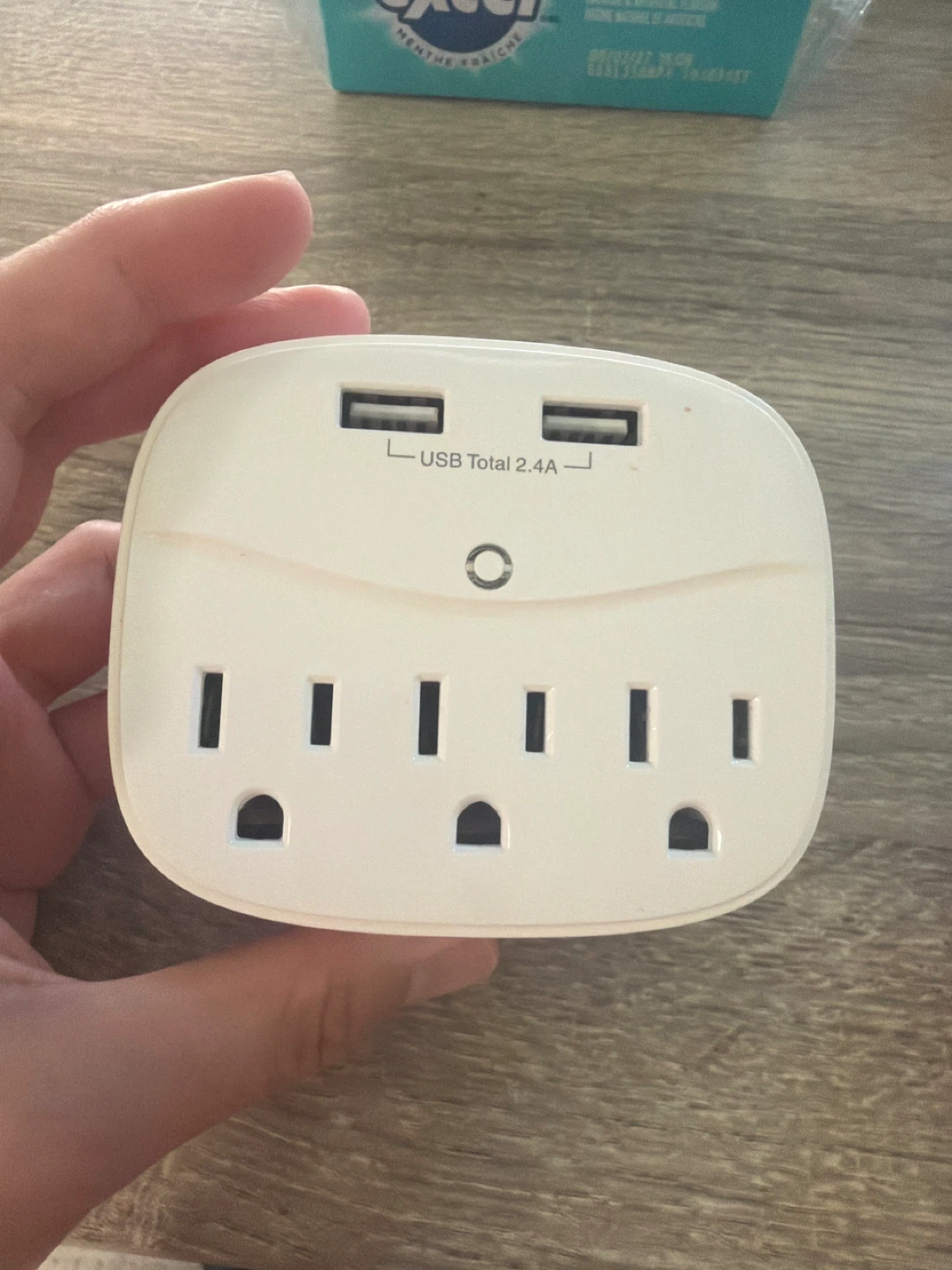 Surge Protector Wall charger with 2 USB Ports