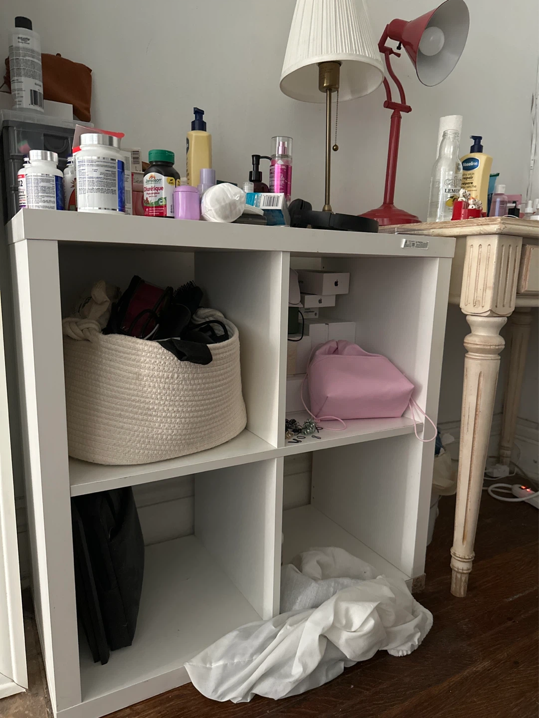 White Cube Storage Shelf