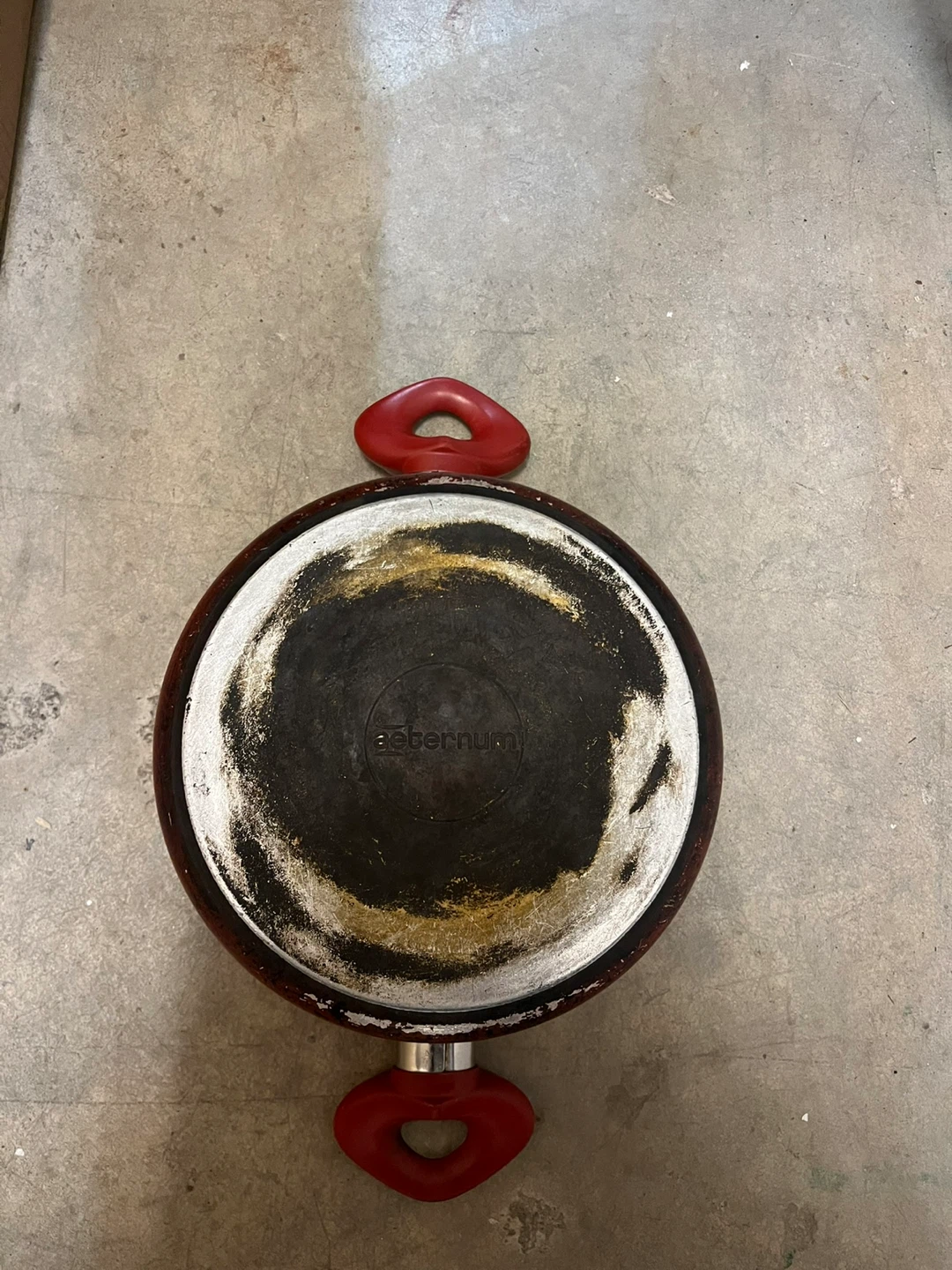 Aschernium Pot with Red Handles - photo 2