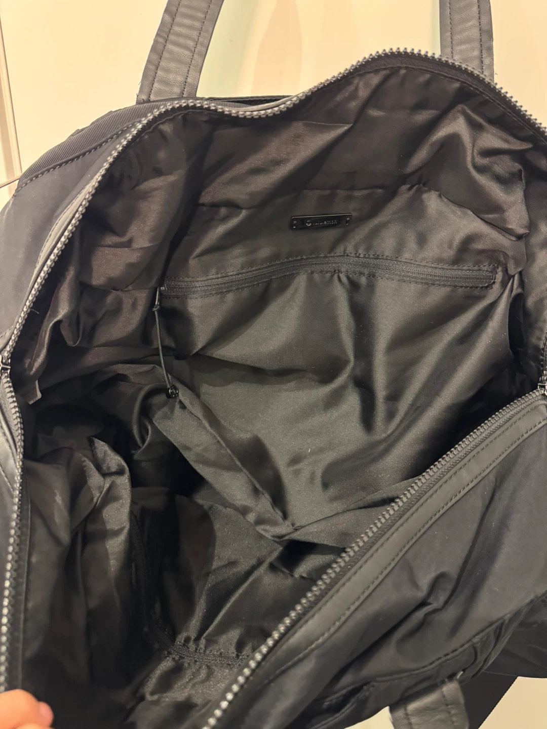 Lululemon Black Duffle Bag (Out of Range Duffle bag) - photo 5
