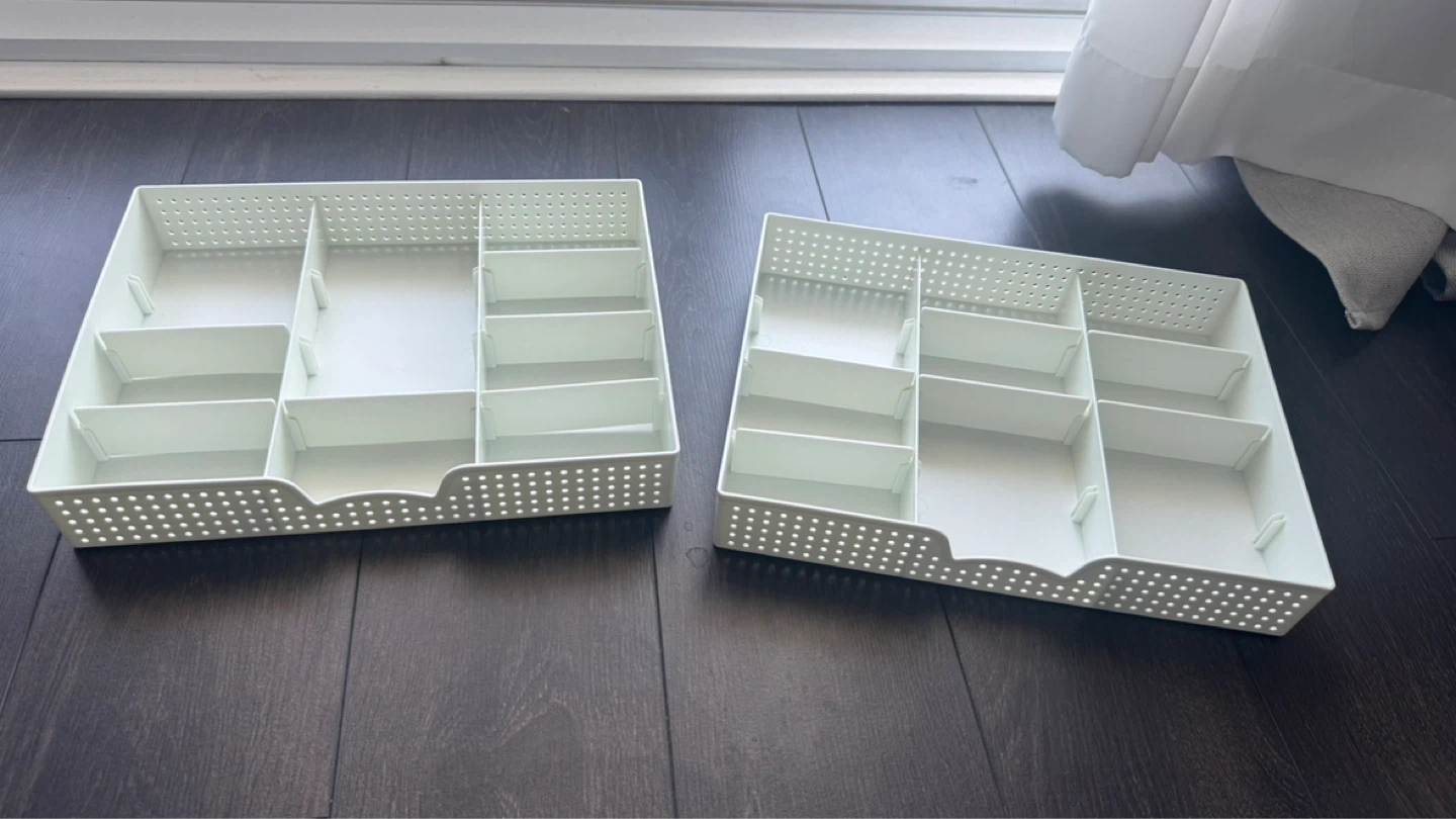 Set of 2 White Modular Drawer Organizers with Dividers - photo 3
