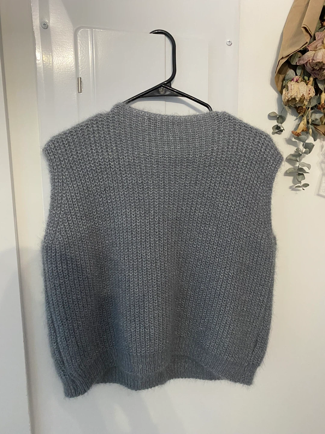 Grey/Silver Simons Knit Vest size S/M - photo 3