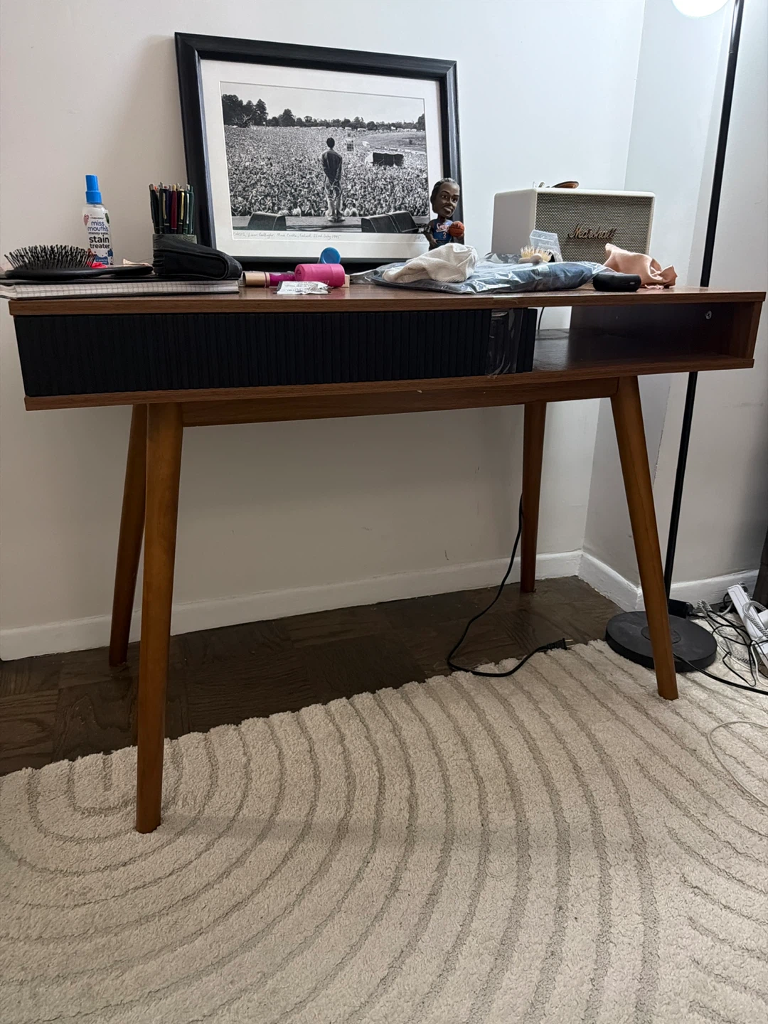 Home desk