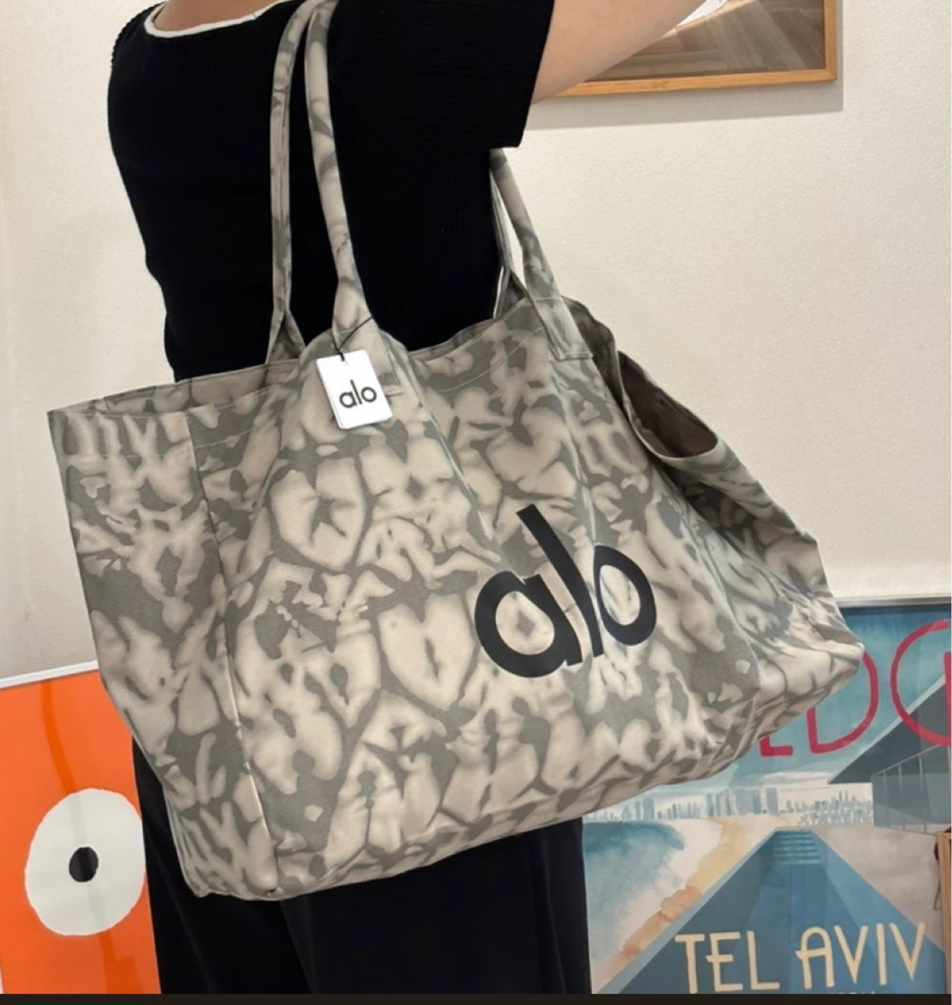 Alo Tote Bag - photo 2