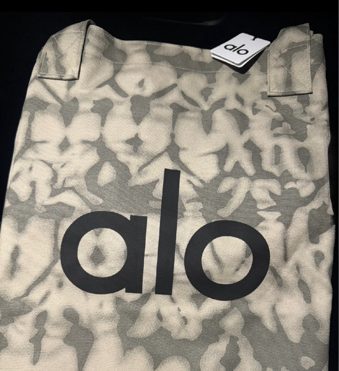 Alo Tote Bag - photo 4