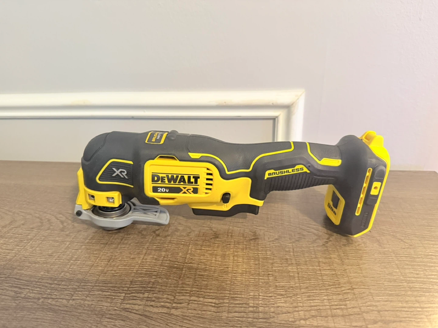 DeWalt 20V XR Brushless Oscillating Multi-Tool