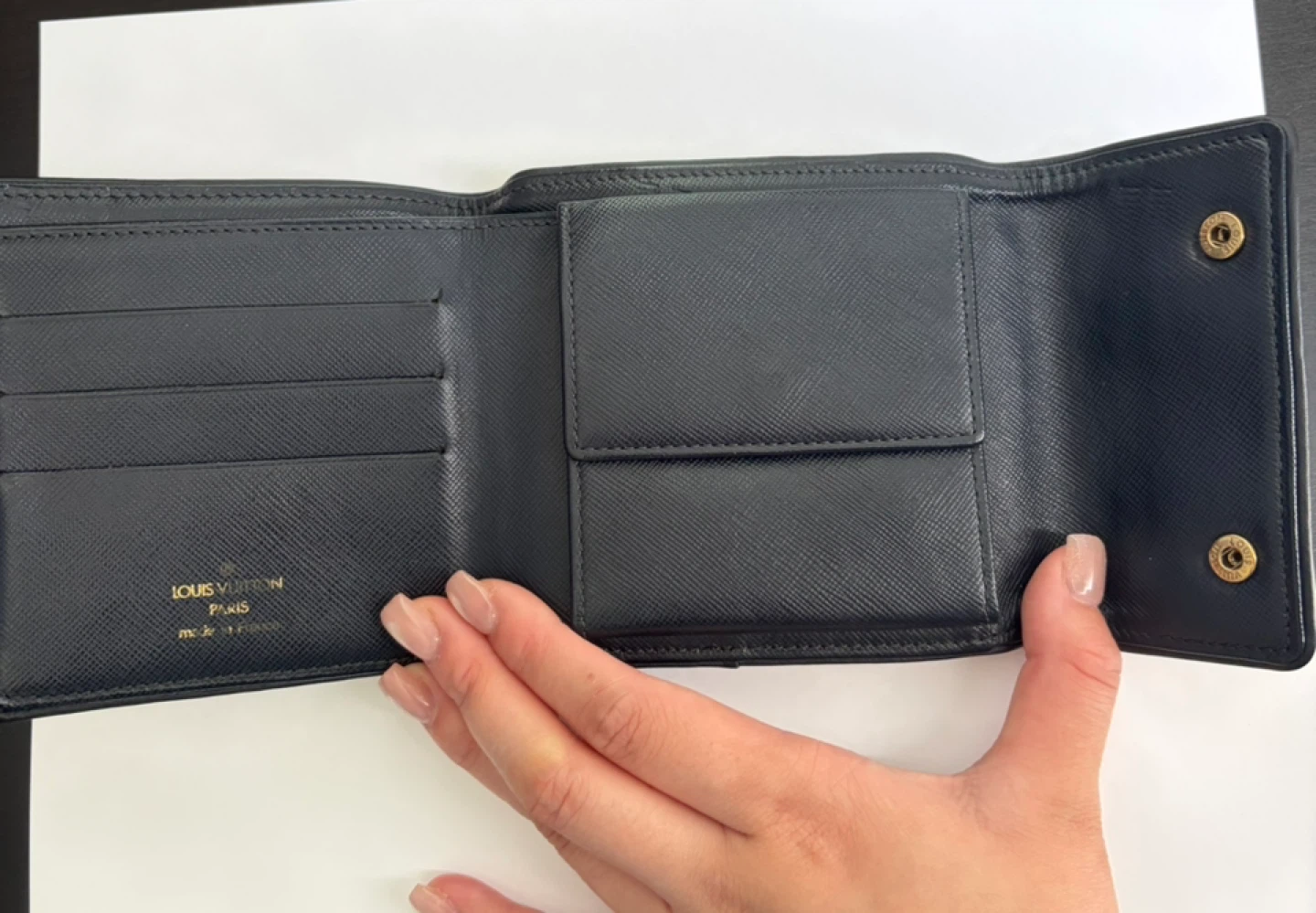 Louis Vuitton Mini Lin Canvas compact trifold wallet - photo 5