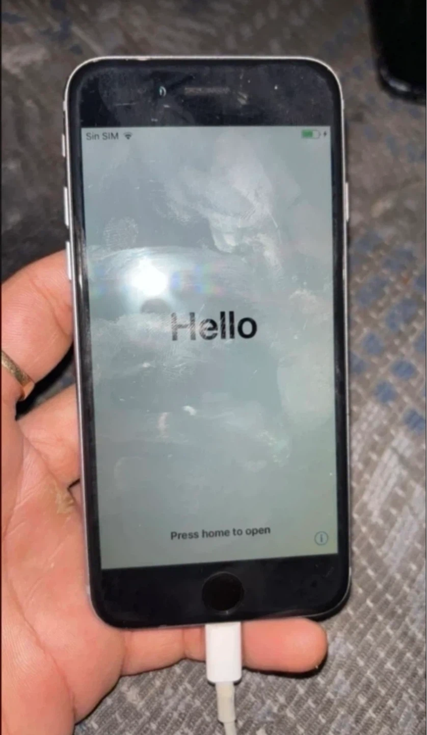 Apple iPhone 6s