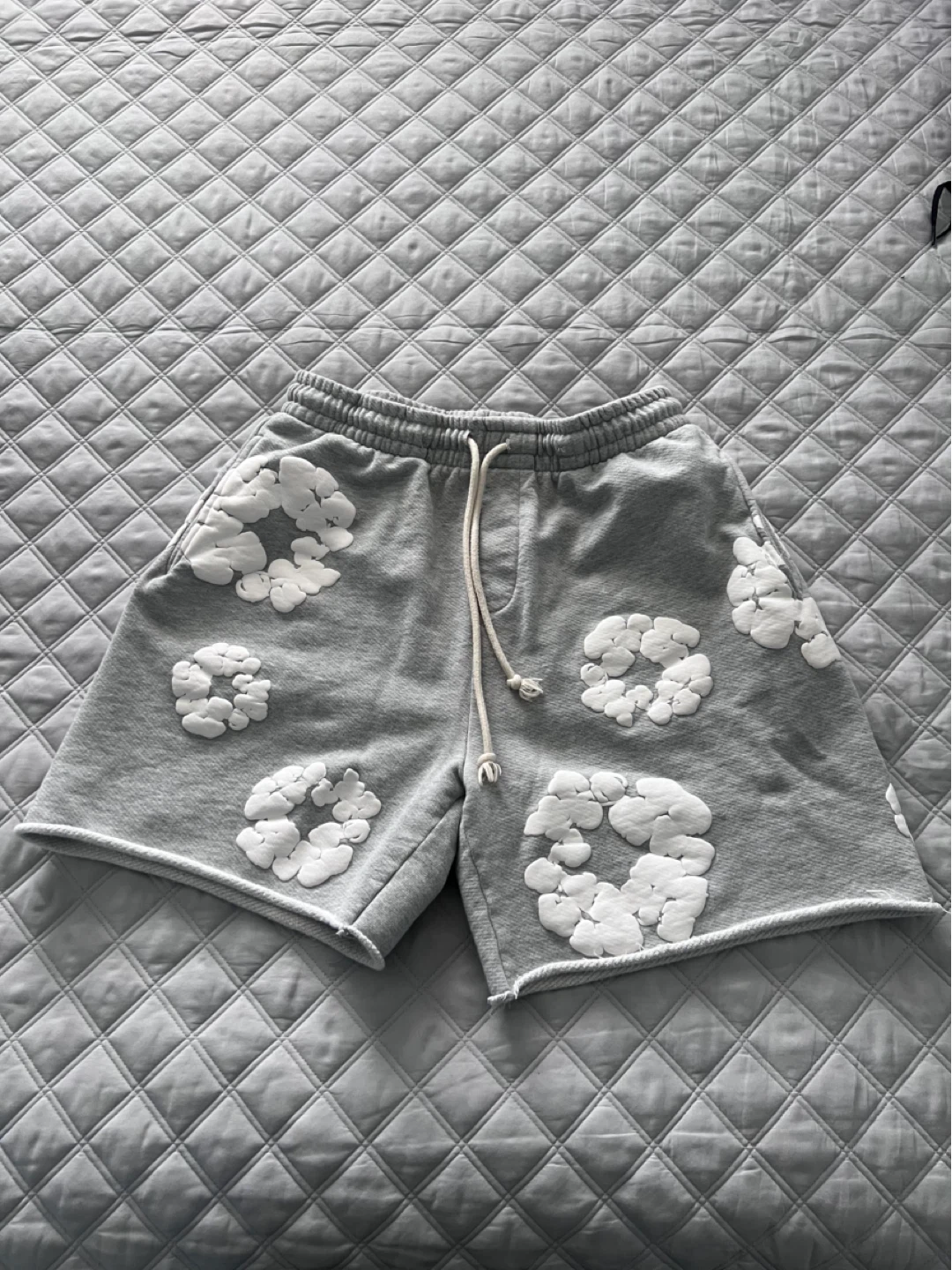 Denim Tear Shorts Grey