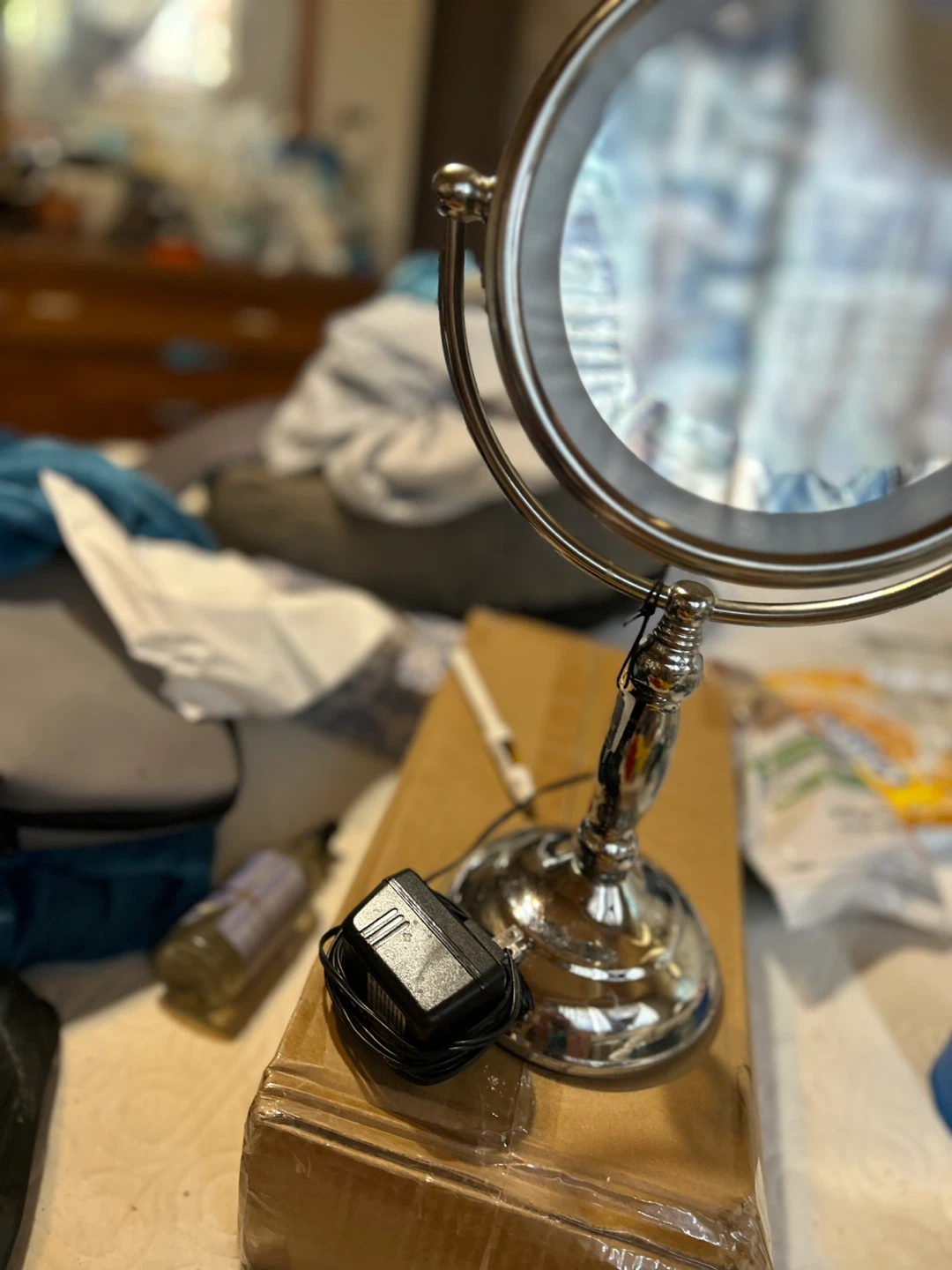 Danielle Creations Lighted Makeup Mirror - photo 3