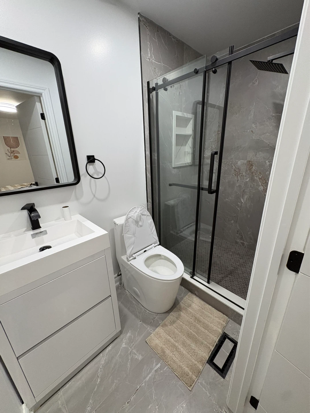 Brand new master bedroom with ensuite bathroom upper level - photo 5