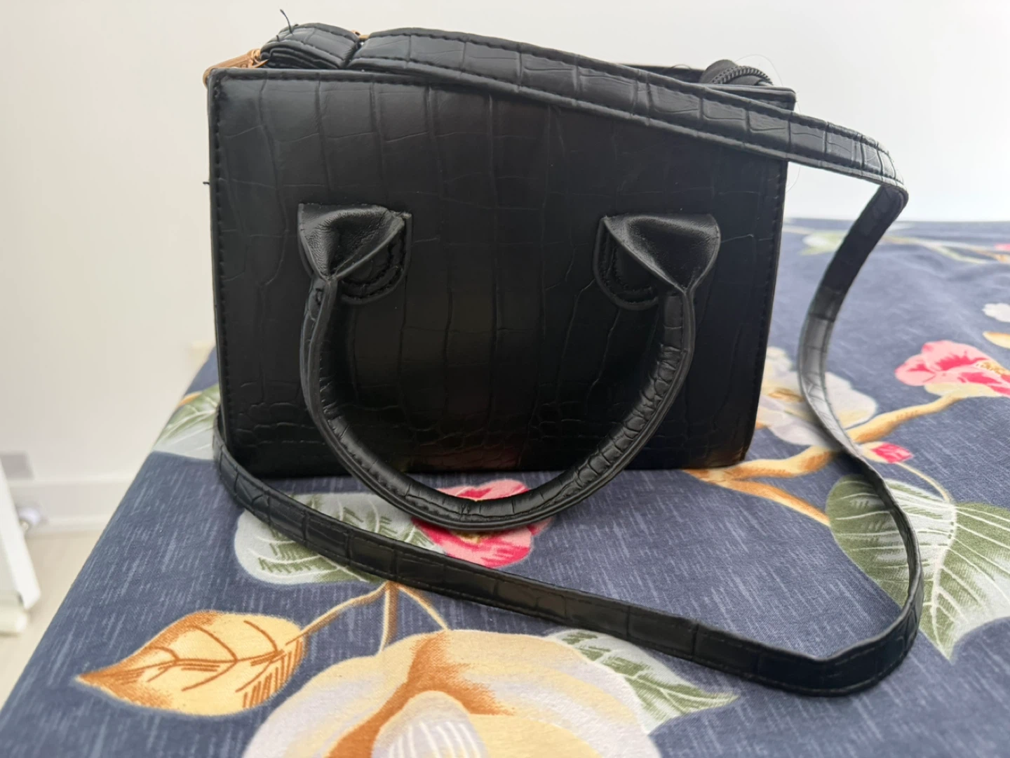 Black Faux Croc Handbag with Strap - photo 2