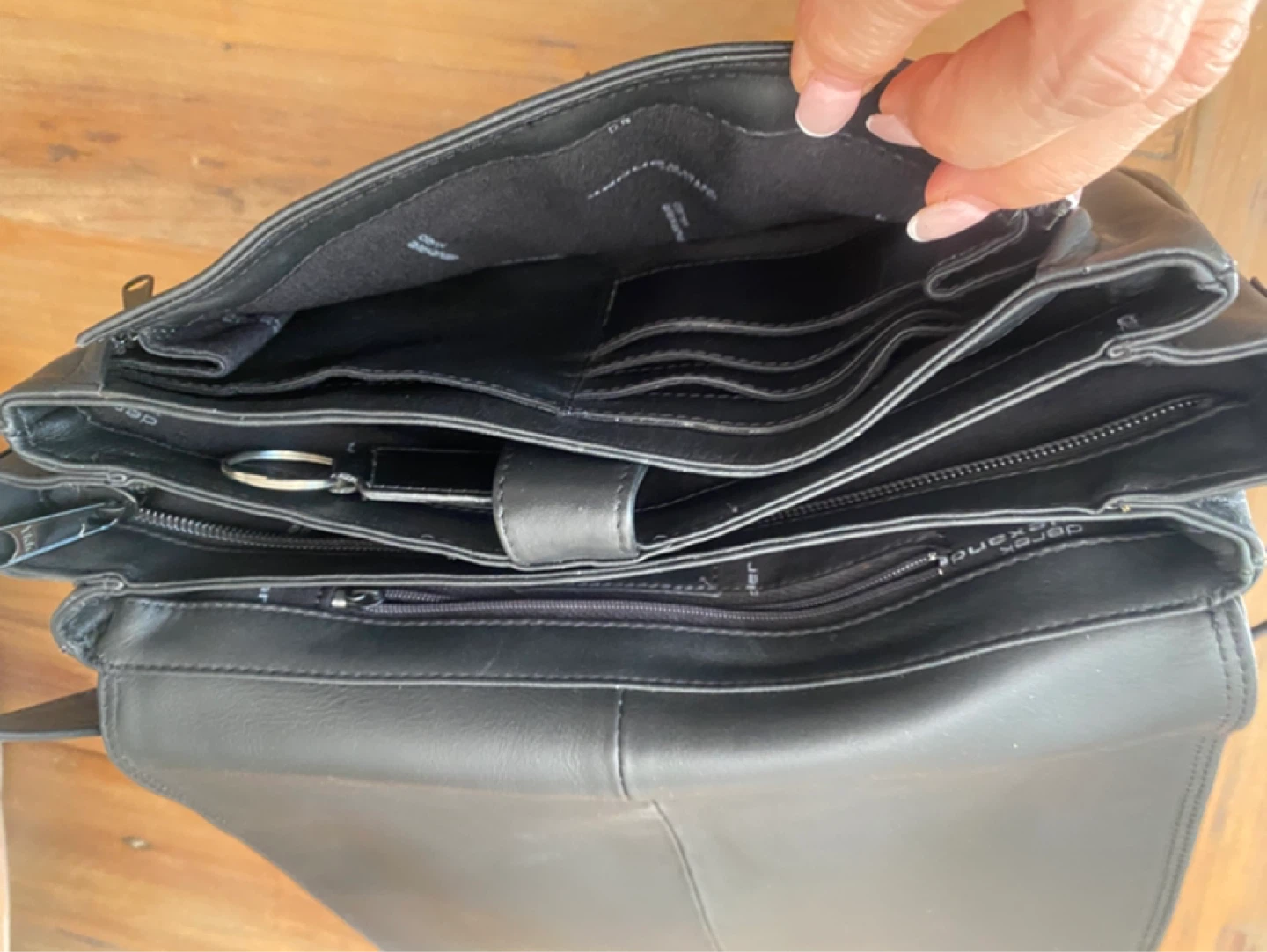 Derek Alexander Black Leather Shoulder Bag - photo 4