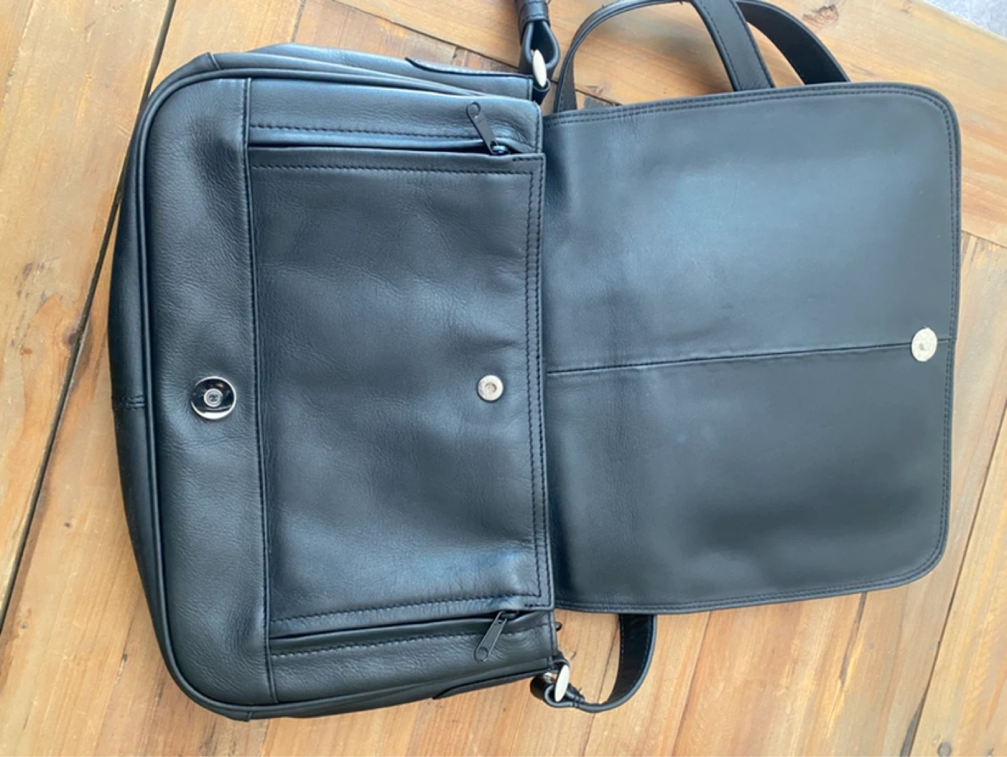 Derek Alexander Black Leather Shoulder Bag - photo 3