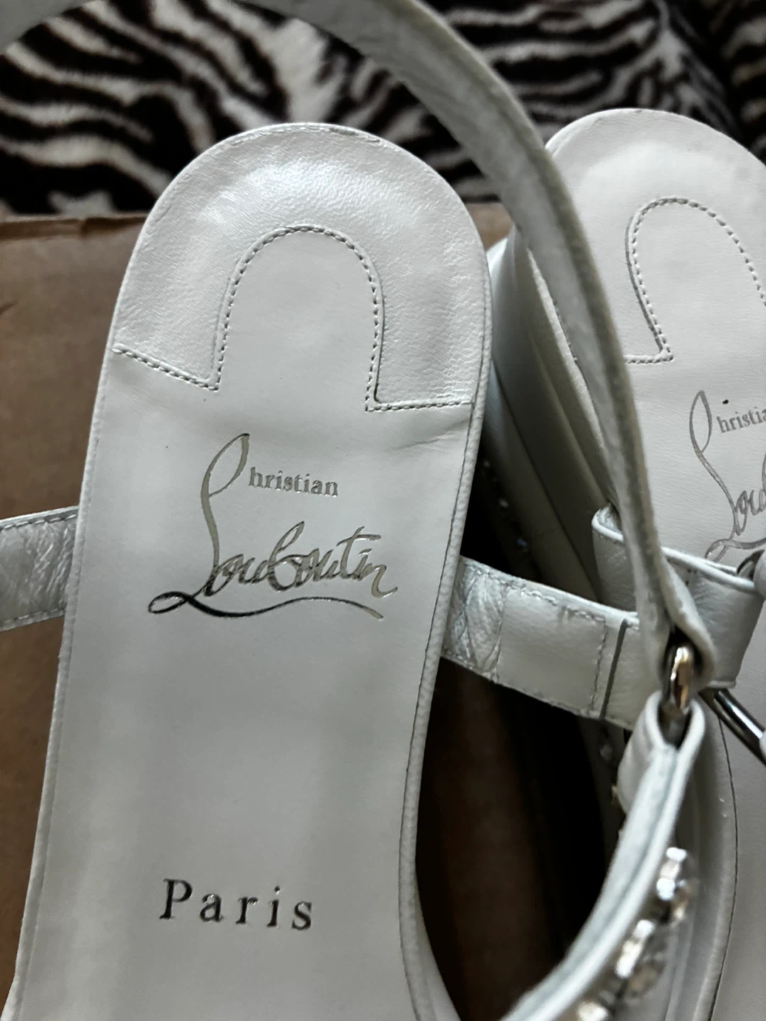 Authentic Christian Louboutin Leather Flat Sandals Size Unknown - photo 3