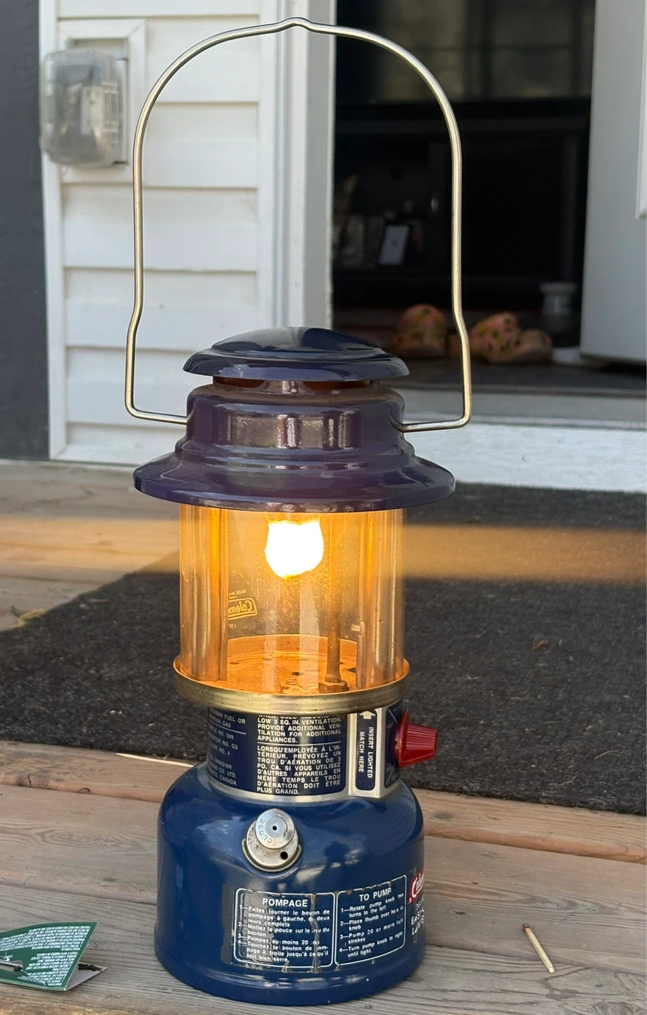 Vintage Coleman Easi Lite Gas Lantern (1973)