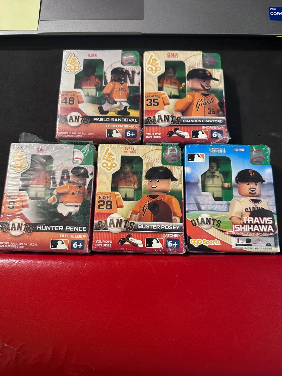 Oyo mini figures