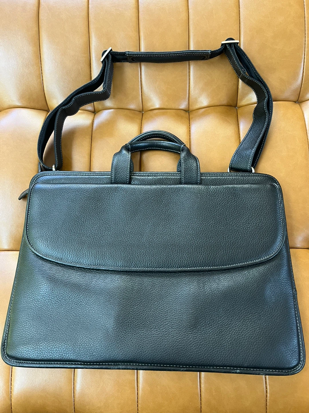 Johnston & Murphy Leather Laptop Briefcase / Messenger Bag - photo 2