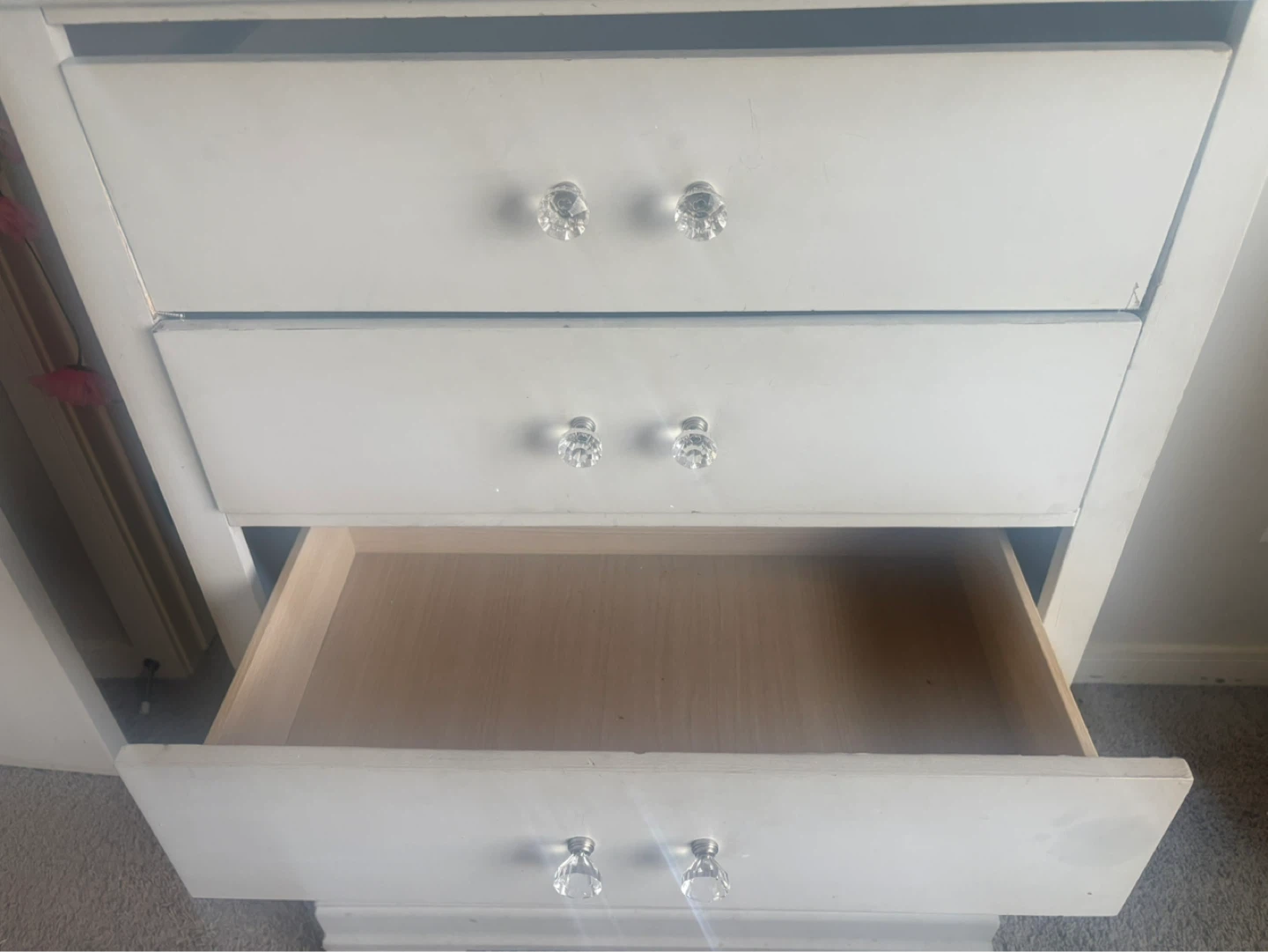 White 5-Drawer Dresser - photo 2