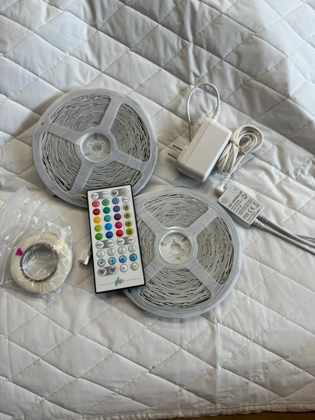 VILSOM 100FT RGB LED Strip Lights with Remote - photo 4