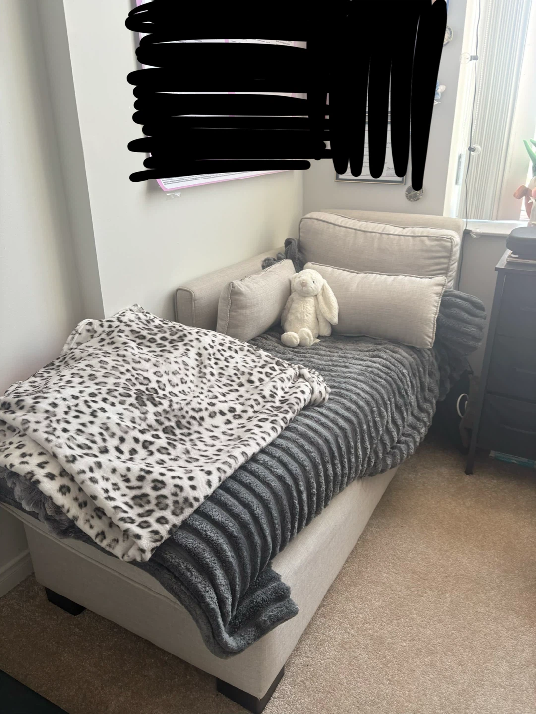 Soft Cream Chaise Lounge with 3 pillows: needs to go