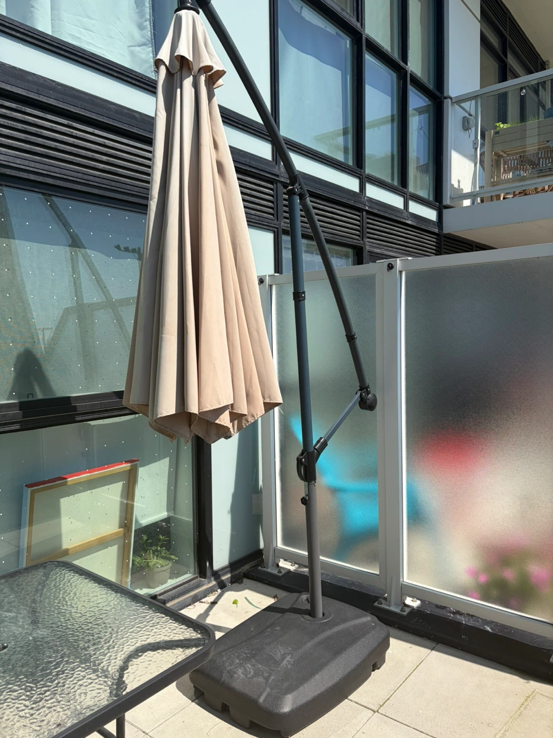 Cantilever Patio Umbrella with Base