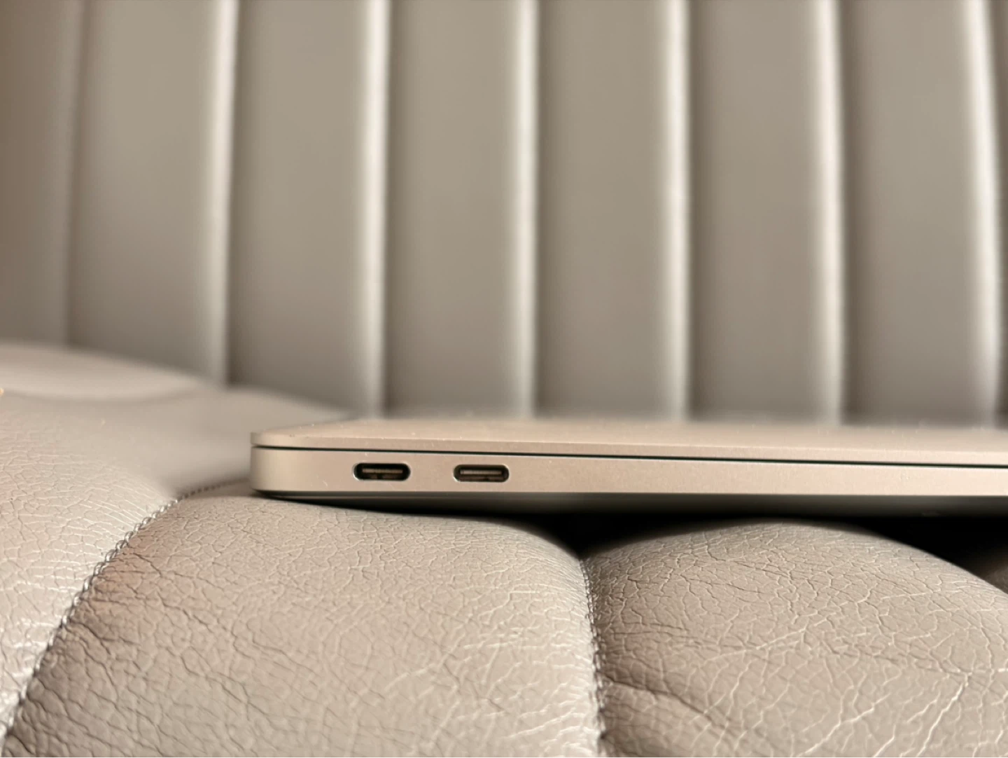 MacBook Air (Retina, 13-inch, 2018) — 120GB / i5 / 8GB - photo 4