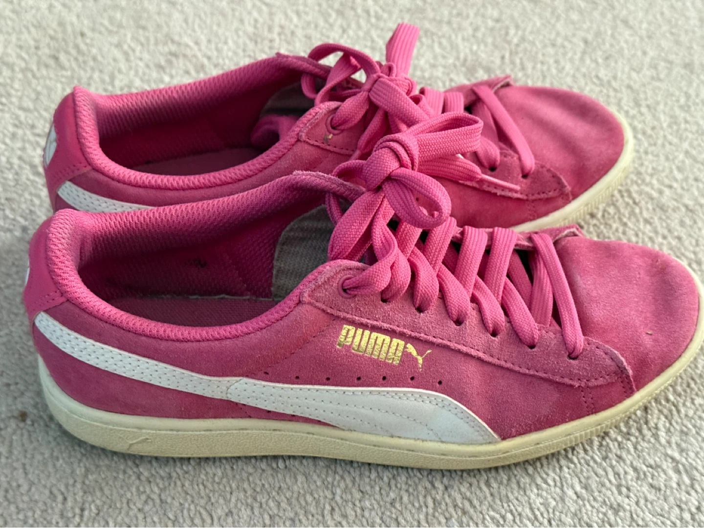 Puma Pink Suede Sneakers - Women's Size 6 - photo 2