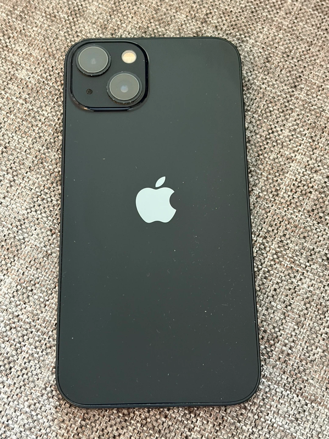 Apple iPhone 13 - Black