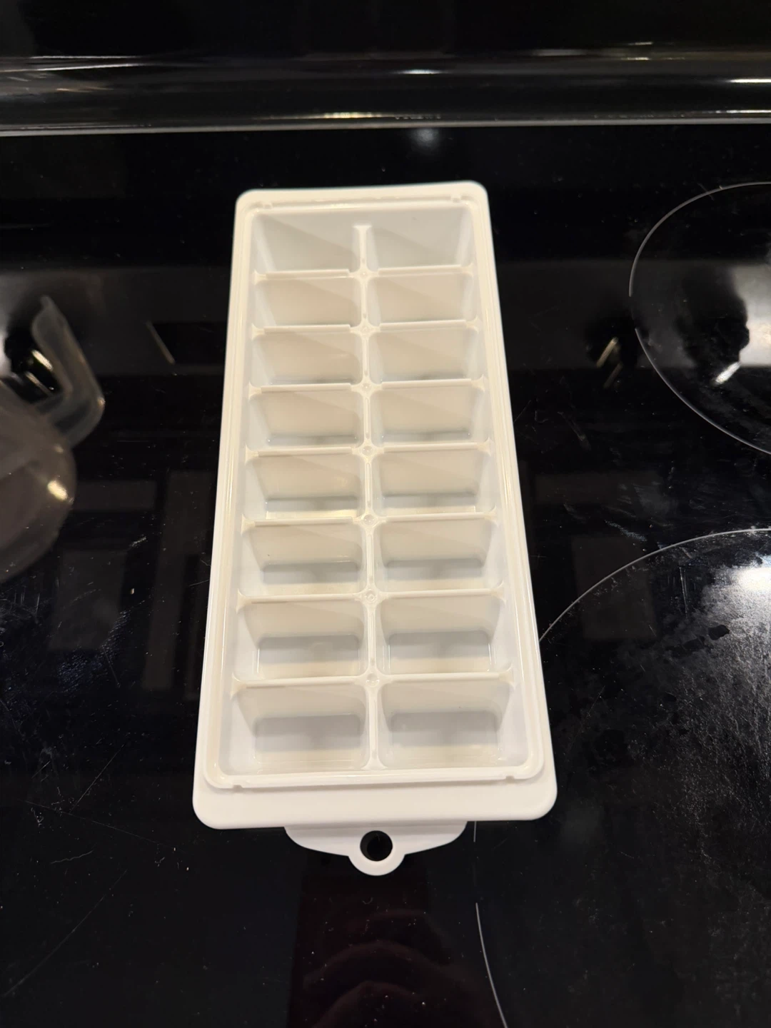 Plastic ice cube tray for free